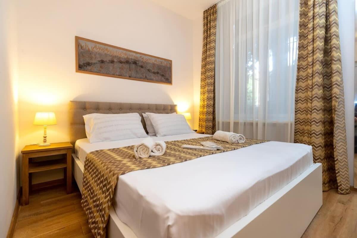 Wehost Liberty Square Apartments Tbilisi Exteriér fotografie